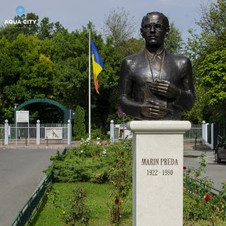 Kindergarten here in Aqua City